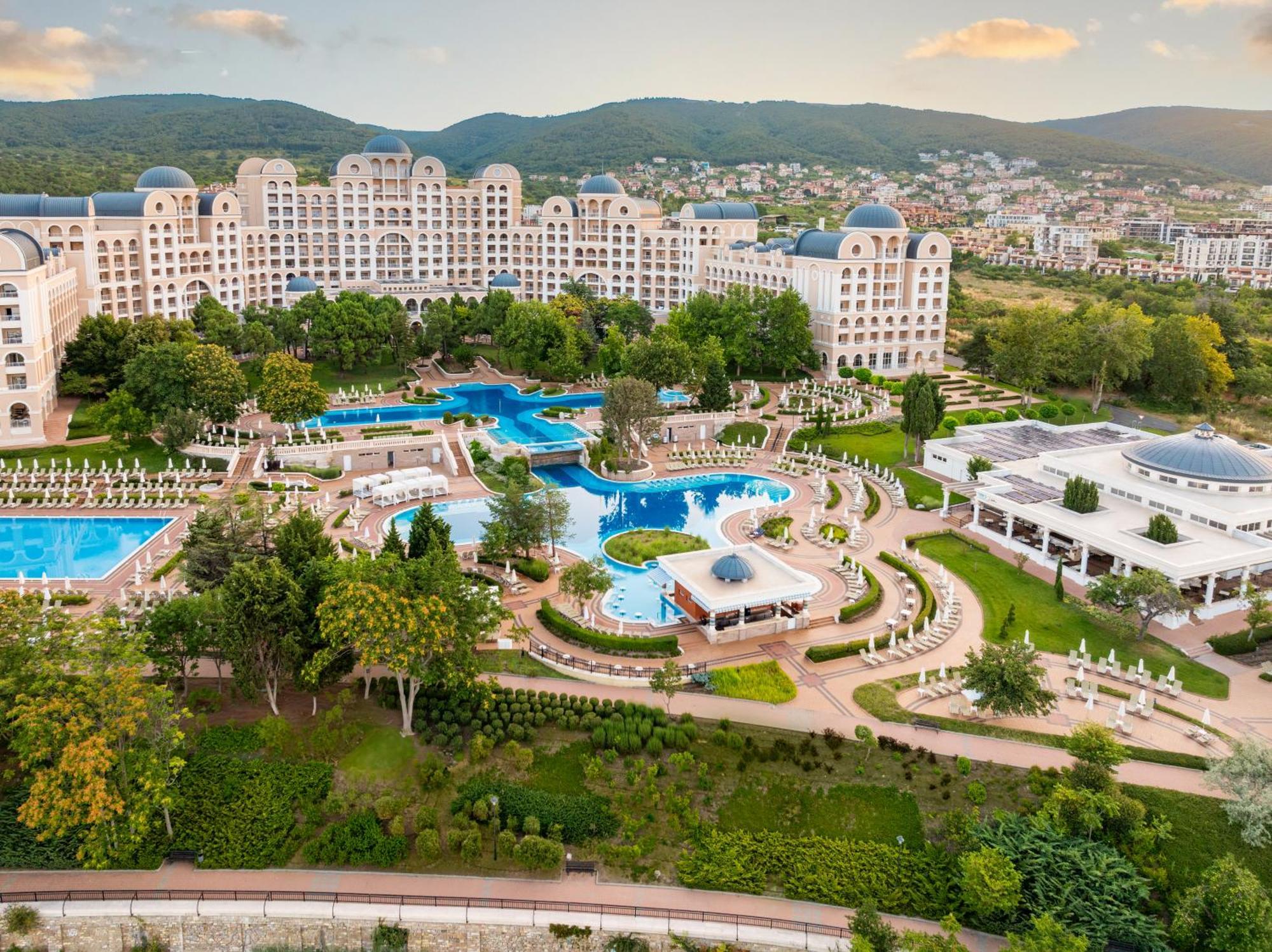 Dreams Sunny Beach Resort And Spa 외부 사진 The resort